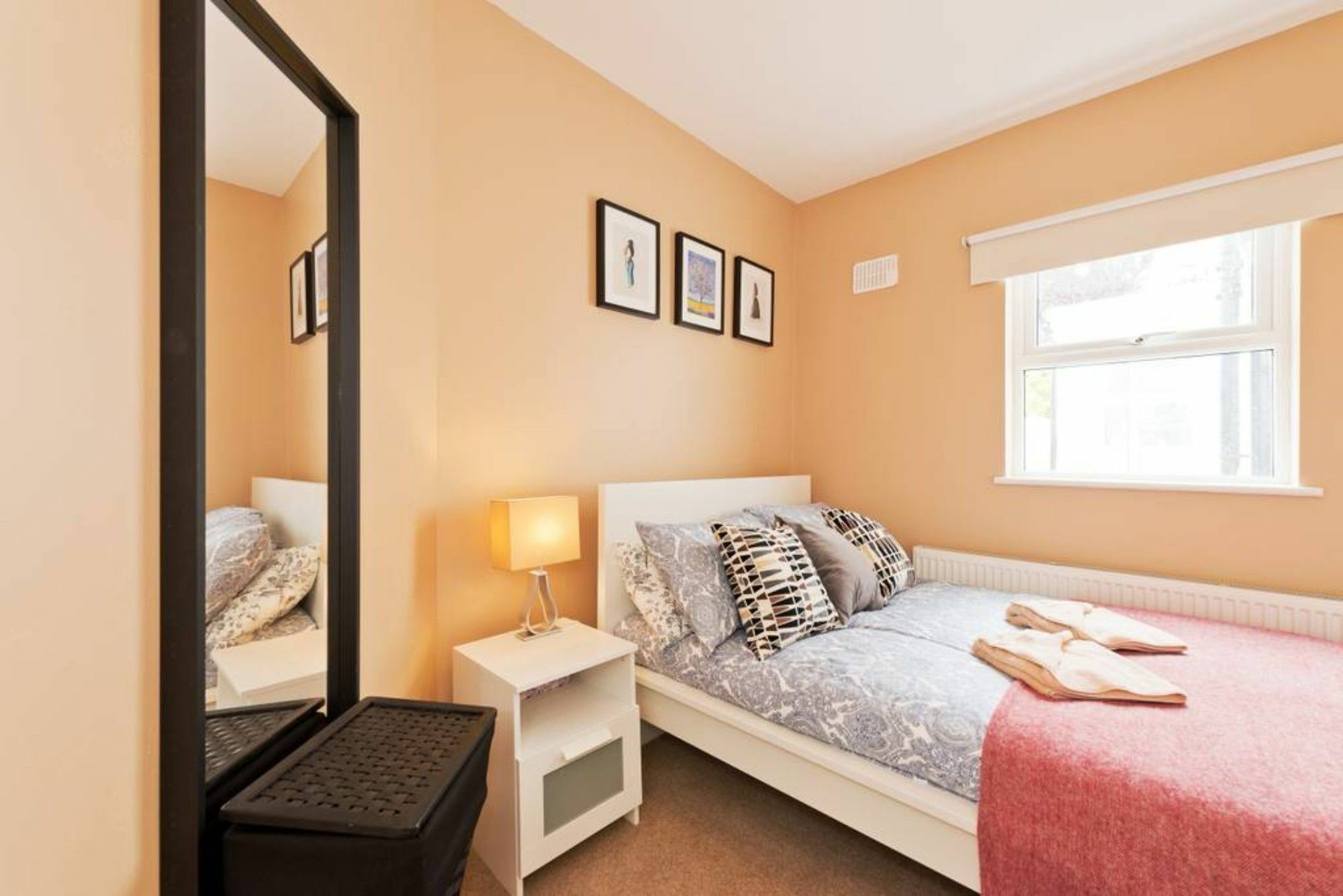 2 Bedroom Riverside Apartment Sleeps 5 더블린 외부 사진