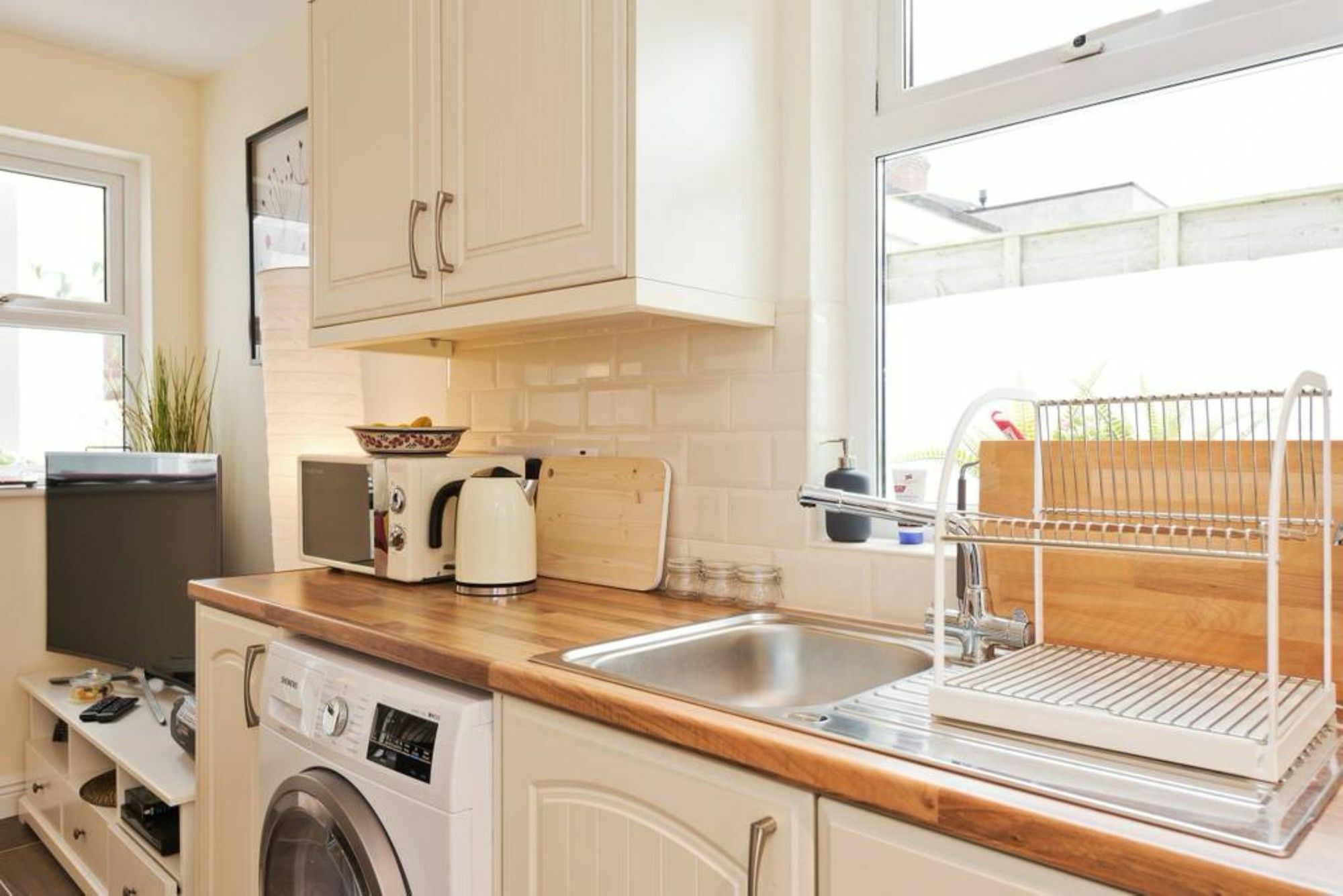 2 Bedroom Riverside Apartment Sleeps 5 더블린 외부 사진